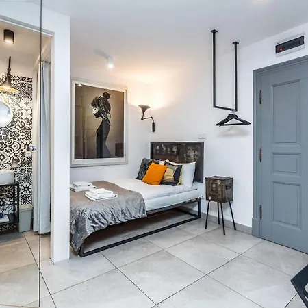 Comfortable Underground Studio In By Rent Like Poznaň