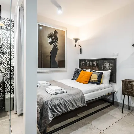 شقة Comfortable Underground Studio In By Rent Like *
